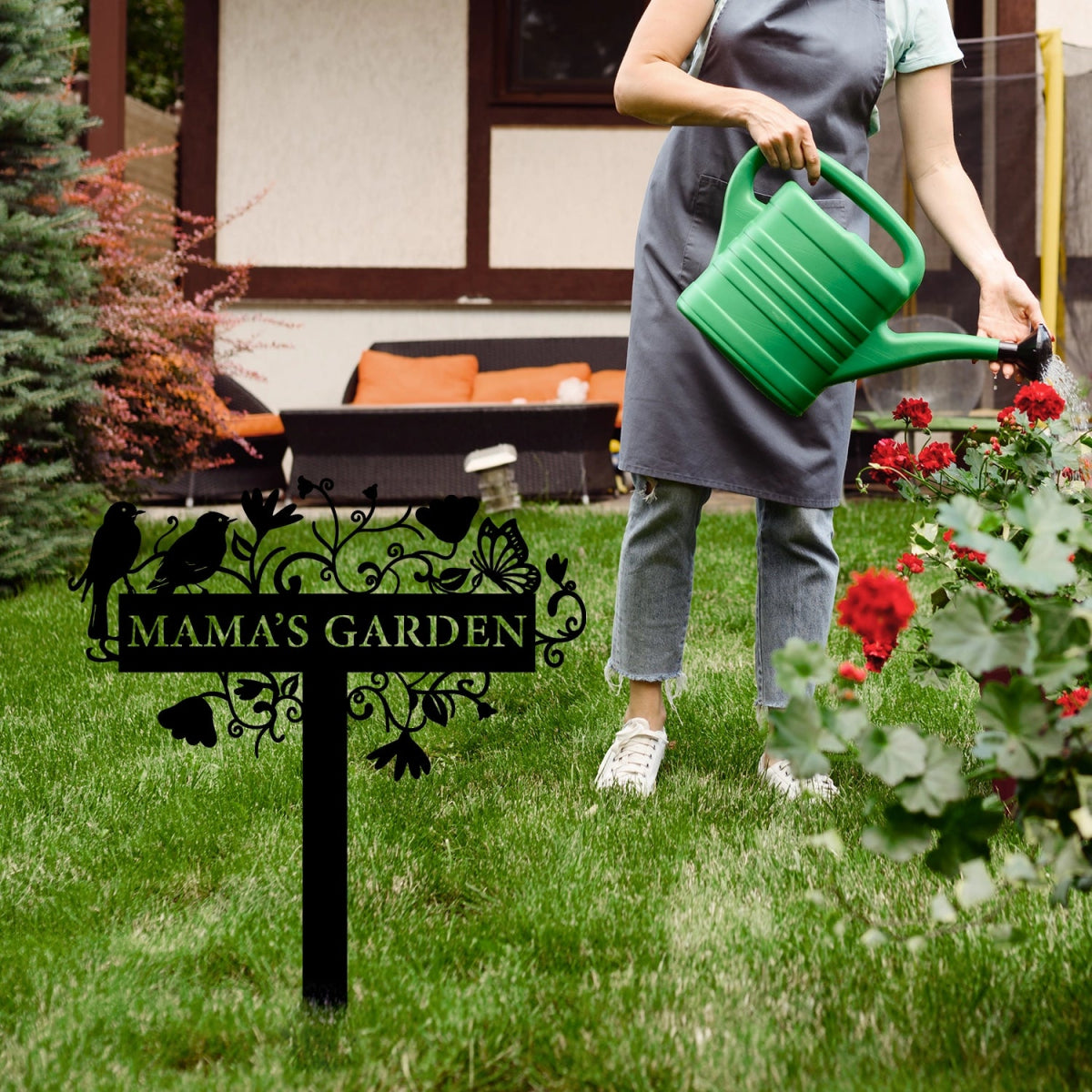 Custom Metal Garden Sign Stake - Ornamental Bird and Floral Design for Outdoor Decoration - Image 3