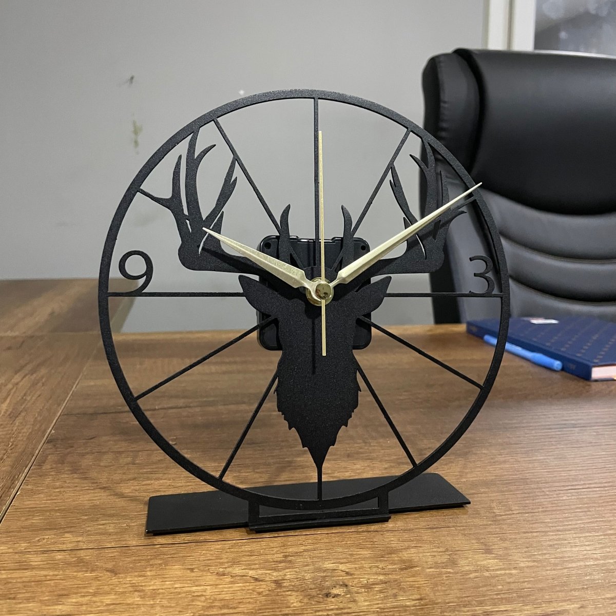Deer Pattern Modern Black Tabletop Clock - Image 3