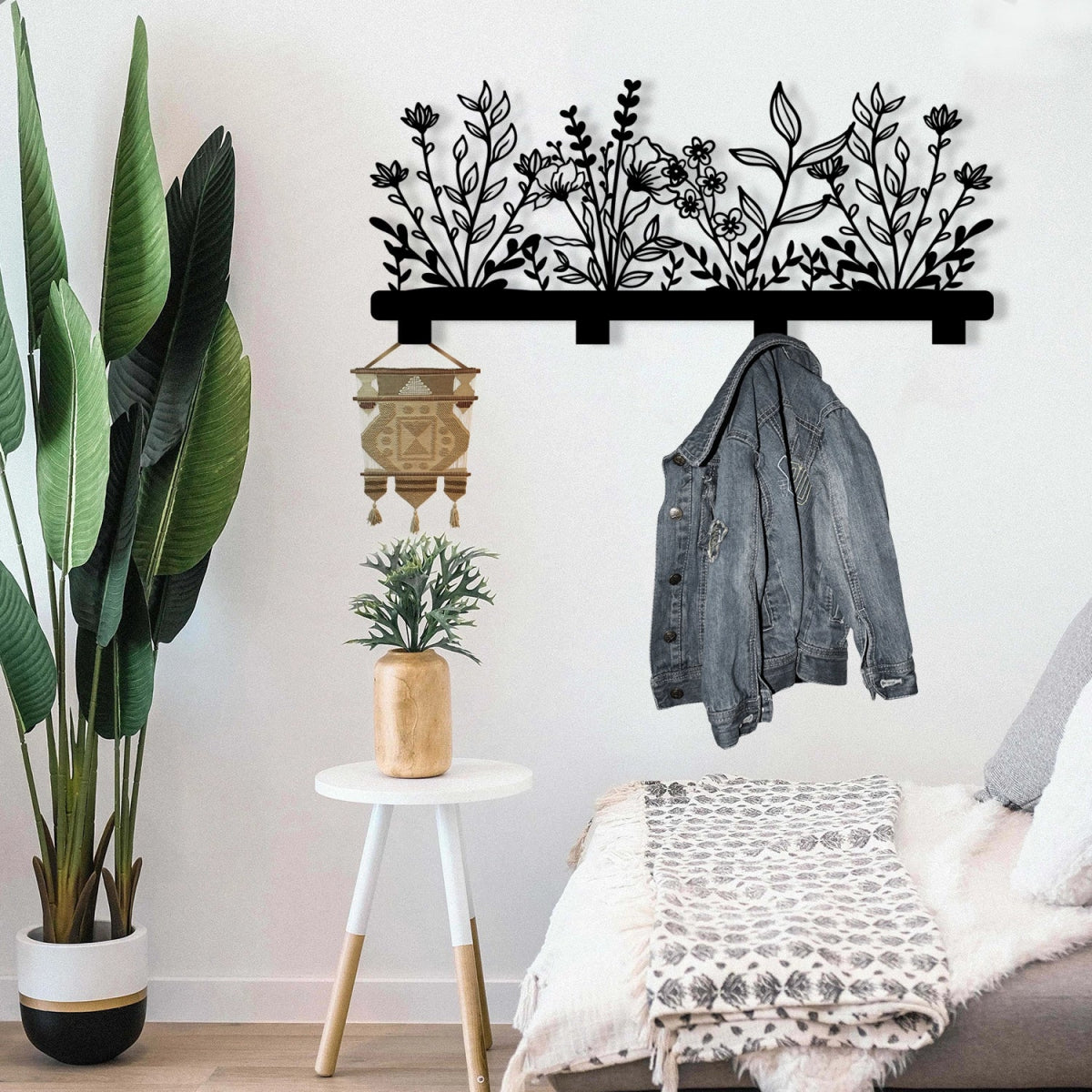 Floral Elegance Metal Wall Organizer - Image 3