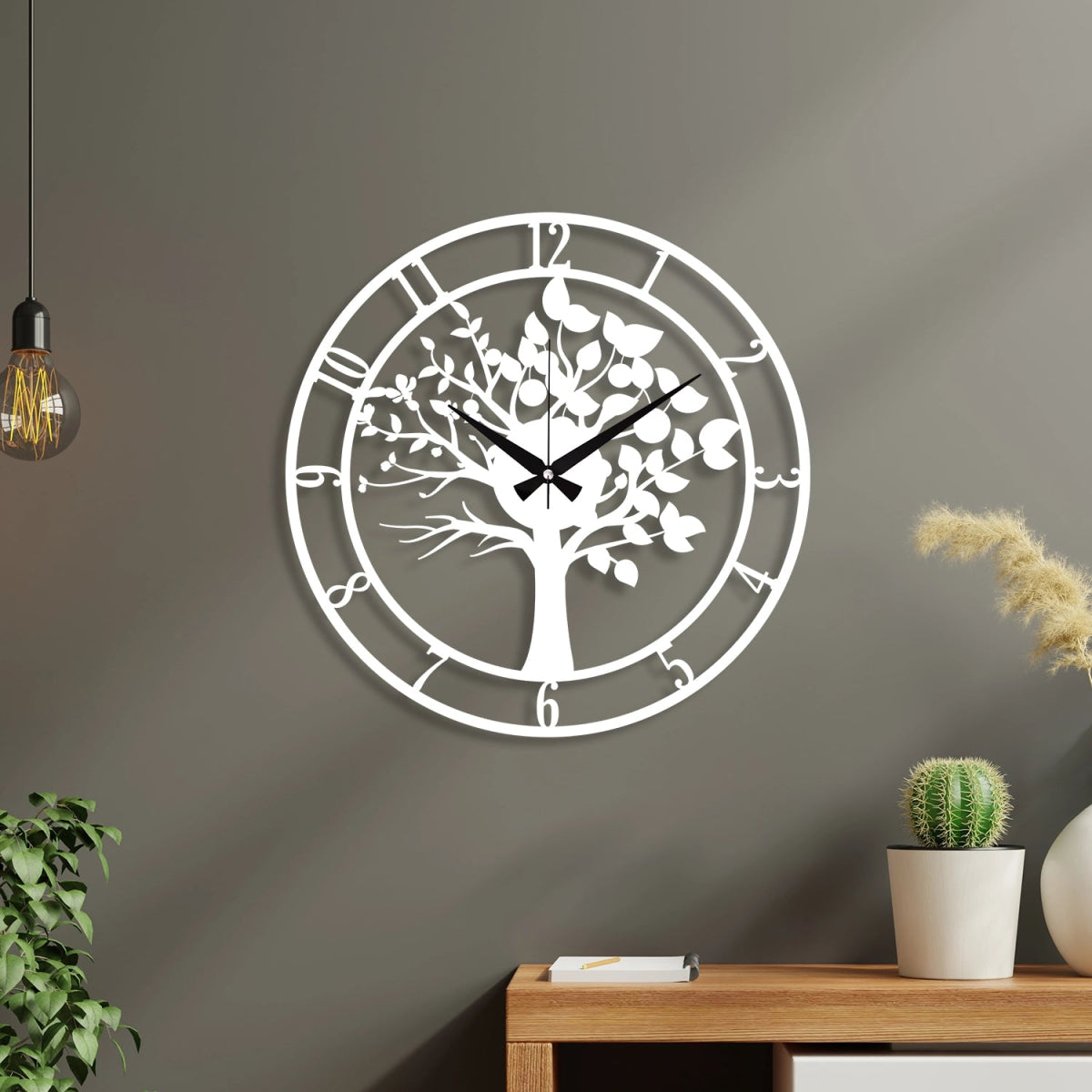 METAL WALL CLOCK WITH TREE DETAIL - Image 9