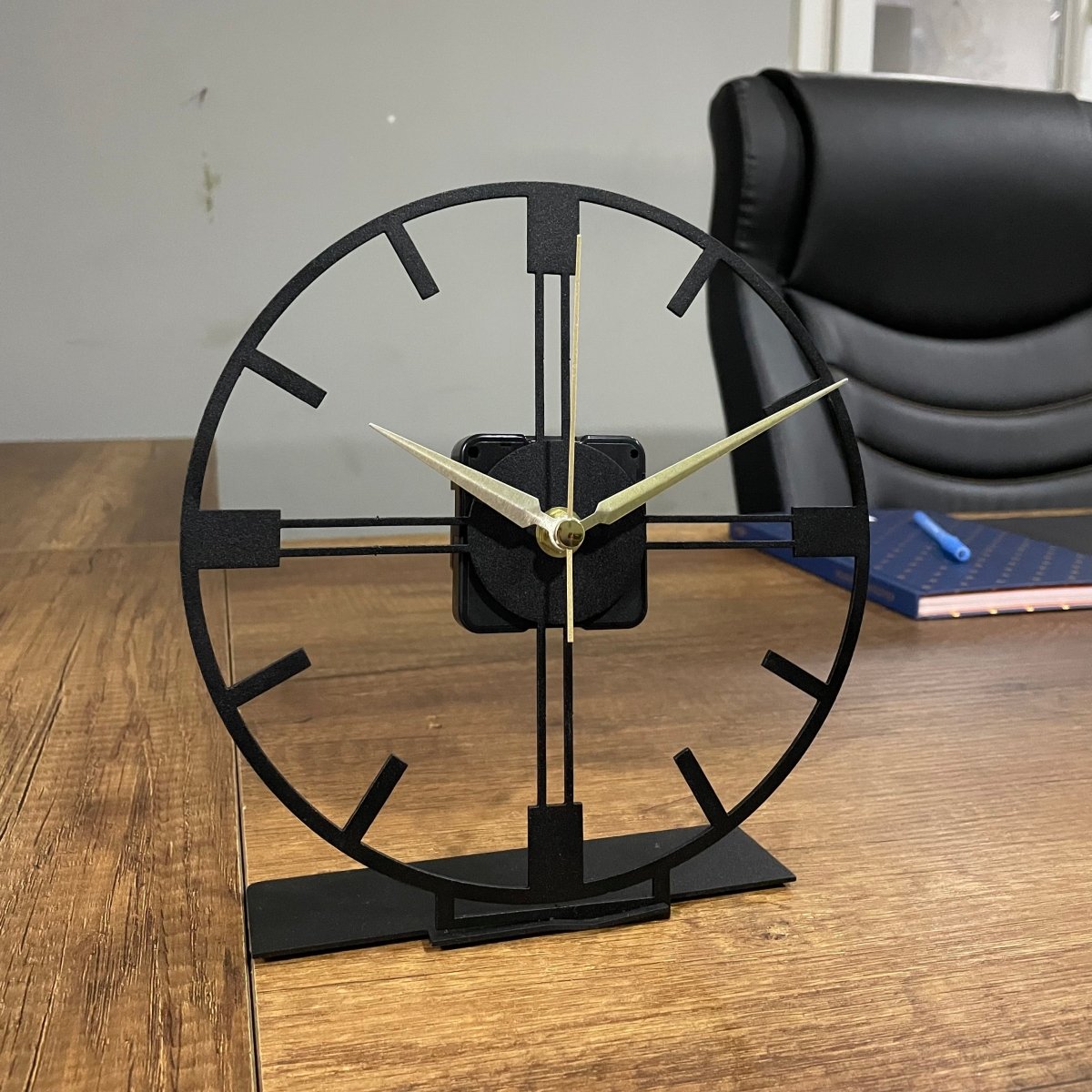 Minimal Large Black Tabletop Clock - Image 3