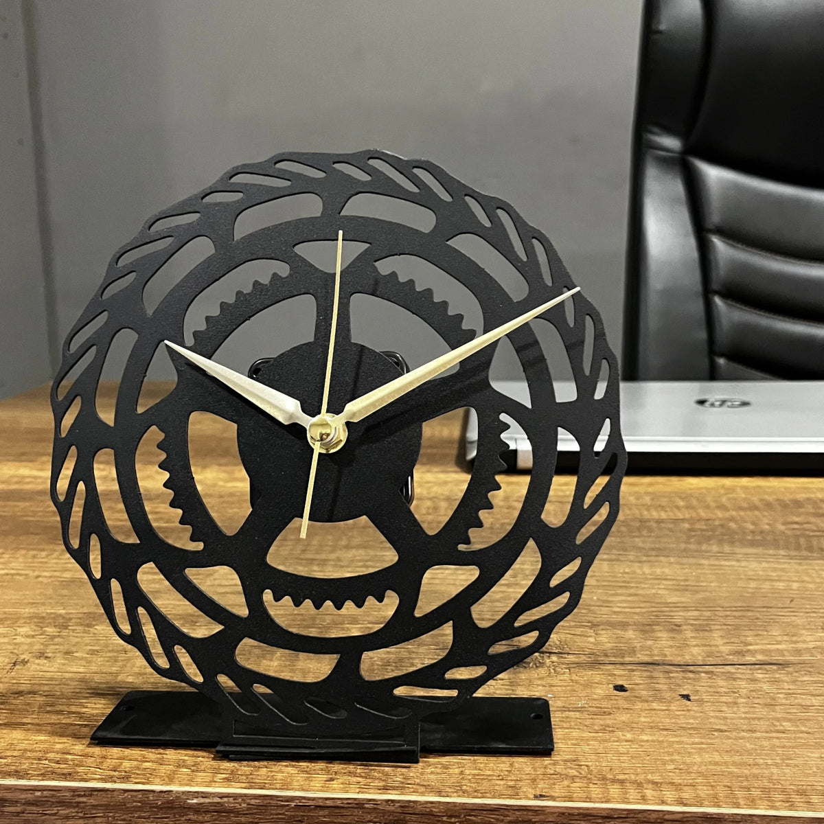 Modern Tabletop Clock - Sleek And Minimalist Design Desk Clock - Image 3