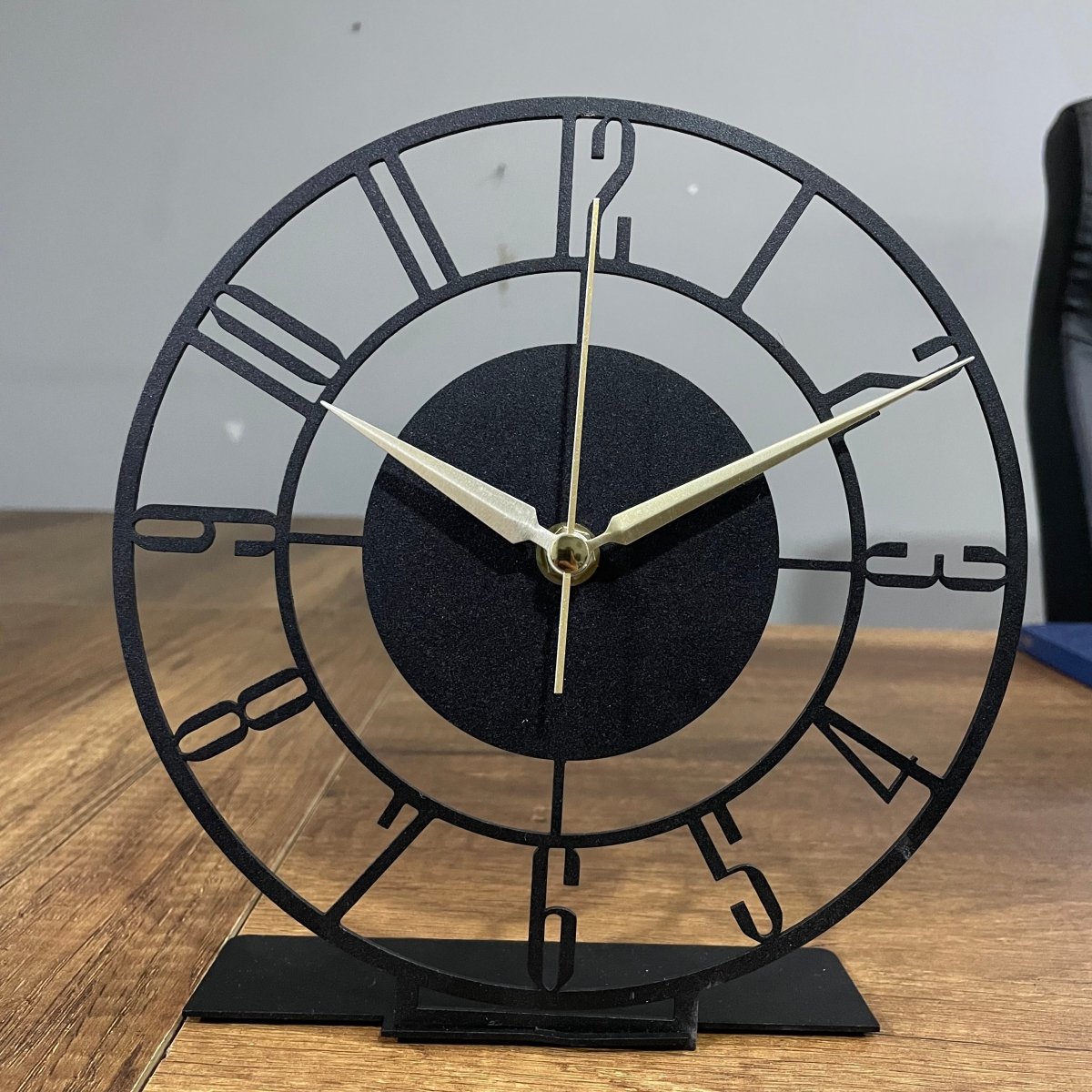 Small Modern Black Tabletop Clock - Image 5