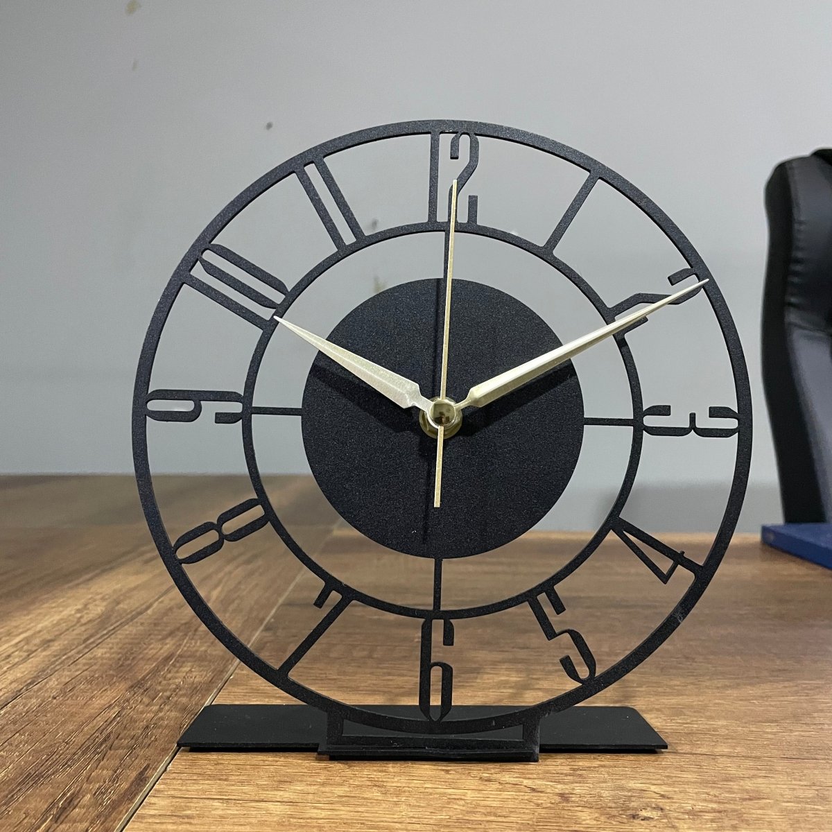 Small Modern Black Tabletop Clock - Image 4